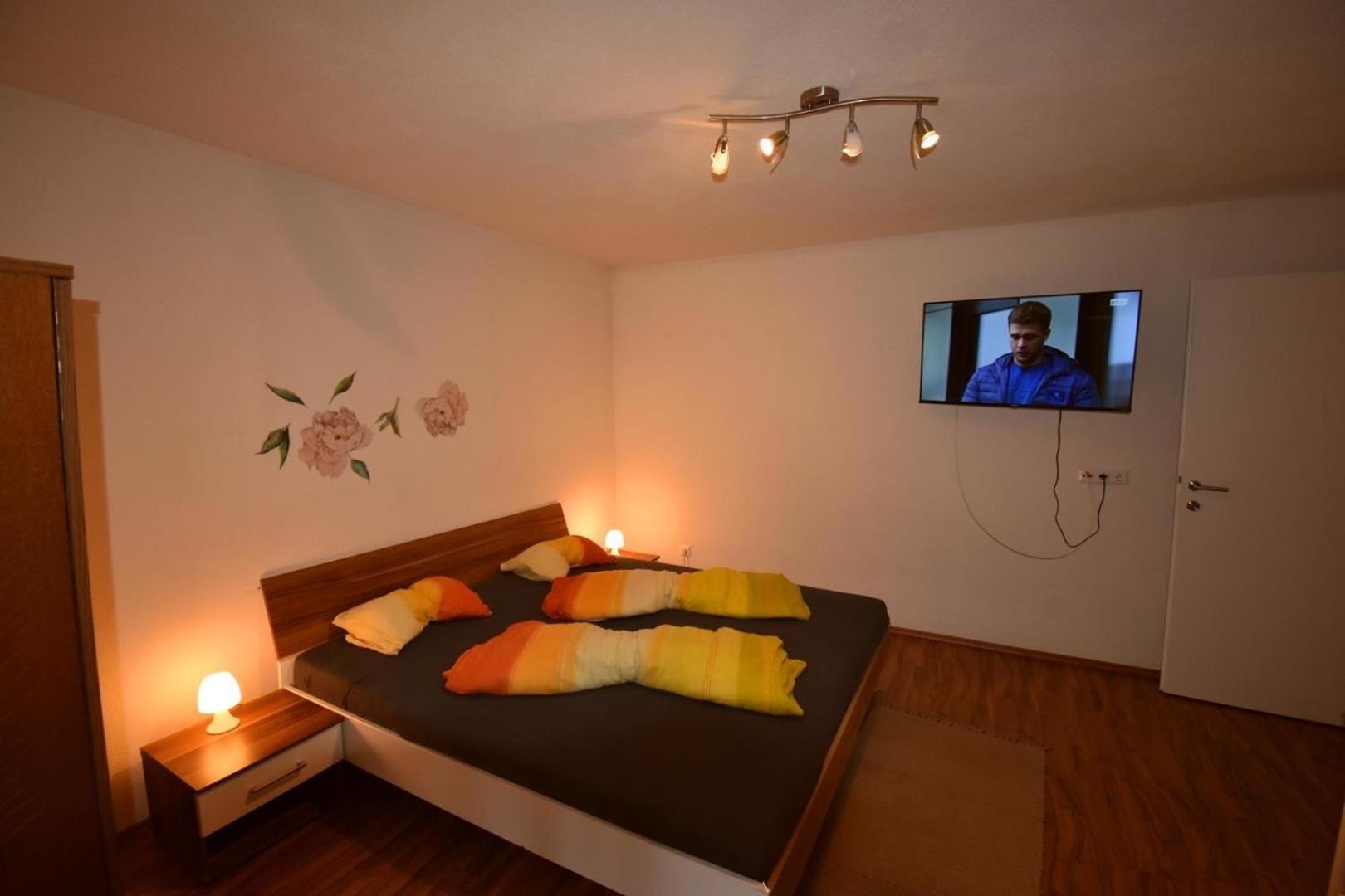 Ferienwohnung Koenigspudel Наудерс Экстерьер фото